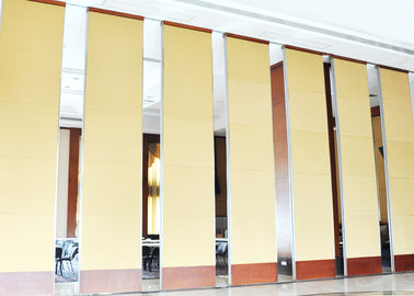 Multe রঙ সাউন্ডফিউম দৃশ্যমান পার্টিশন স্লাইডের জন্য ওয়াল 600 / 1230mm প্রস্থ